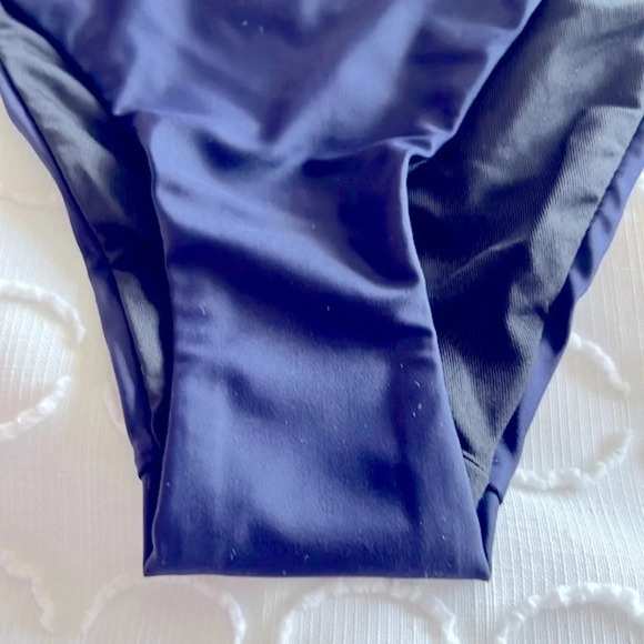 J.Crew Navy Blue Curved-waist cheeky bikini bottom Size Small - Picture 3 of 4